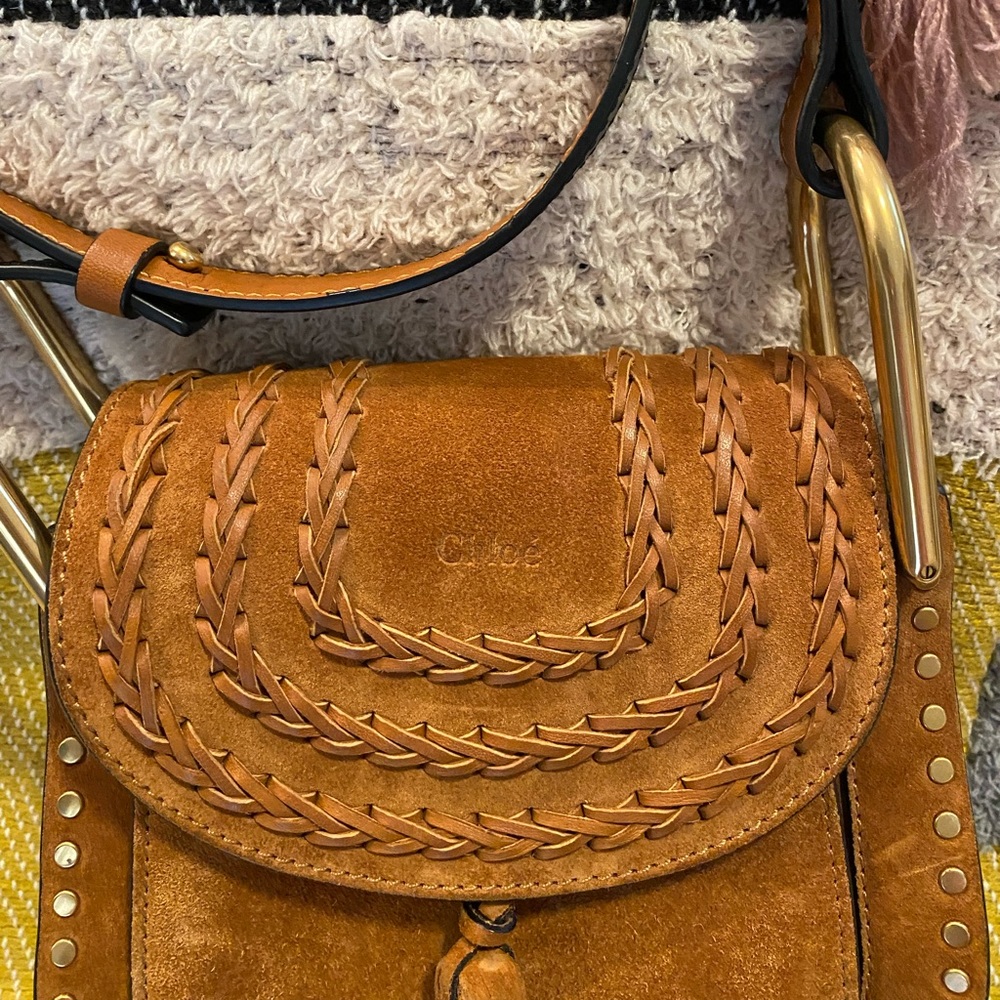 🤩 Chloe Hudson Caramel Suede Mini Tassel Bag - Picture 5 of 16